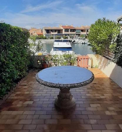 Villa Aux Capellans Sur La Marina Pour 4 Personnes - Vue Marina - Parking - Plage A 5 Min A Pied Saint-Cyprien (Pyrenees-Orientales) Exterior foto
